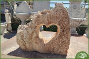 Cuore h. cm. 85, largh. 94, prof. 33 - Kg. 200 549,00€